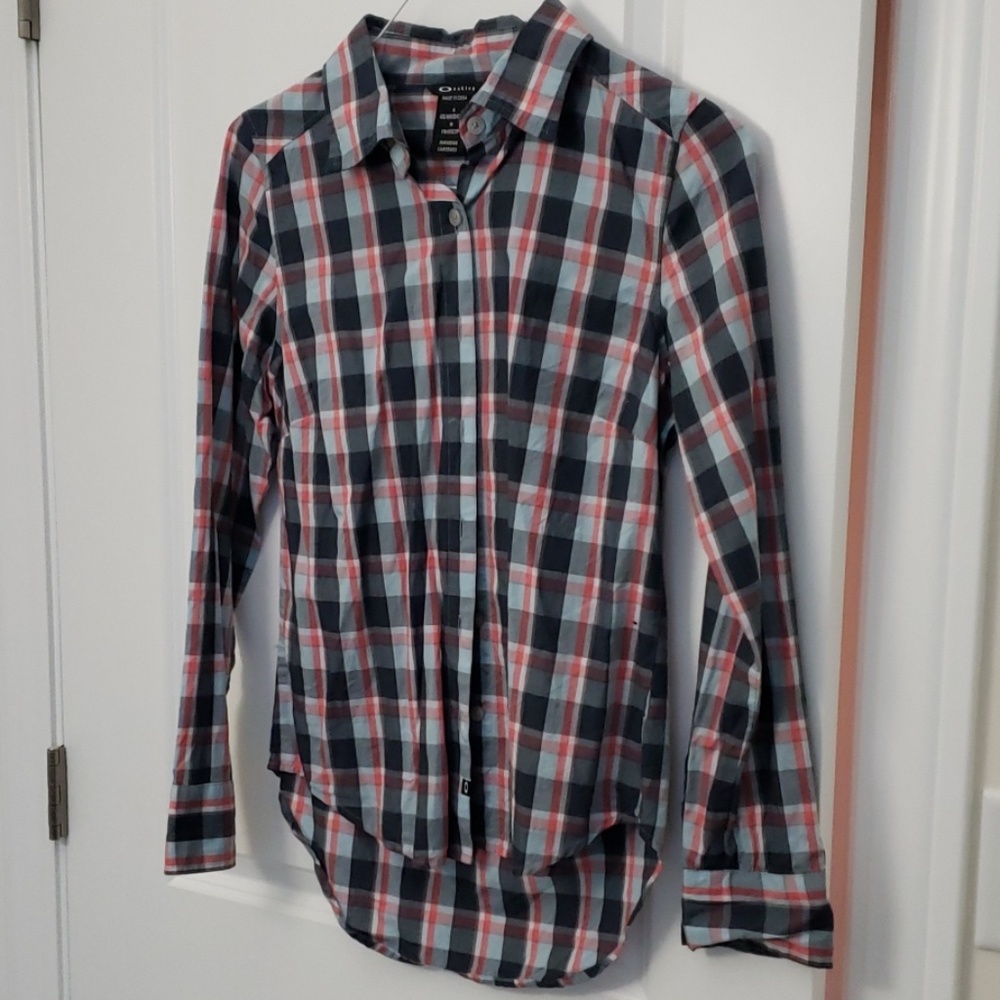 Oakley Plaid Button Up